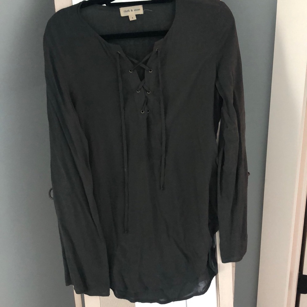 Cloth & Stone Amry Green Bell Sleeve Top